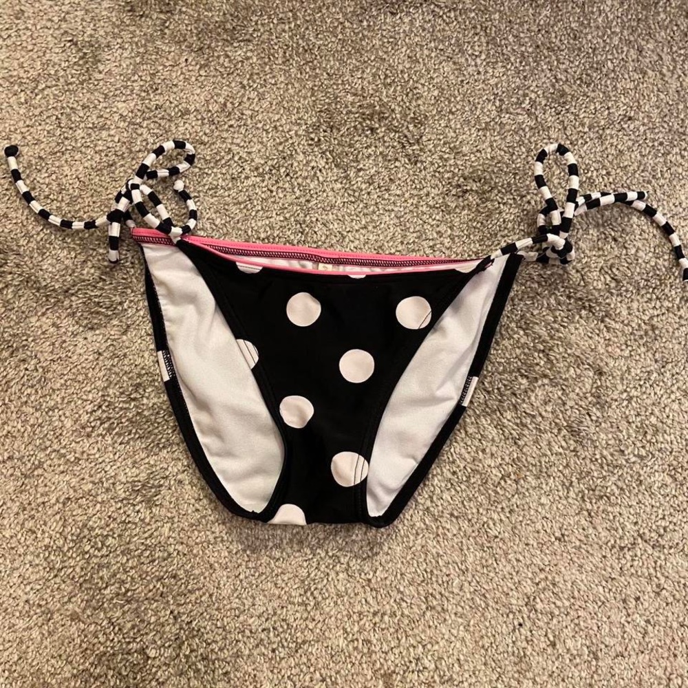 Red camel bikini bottoms